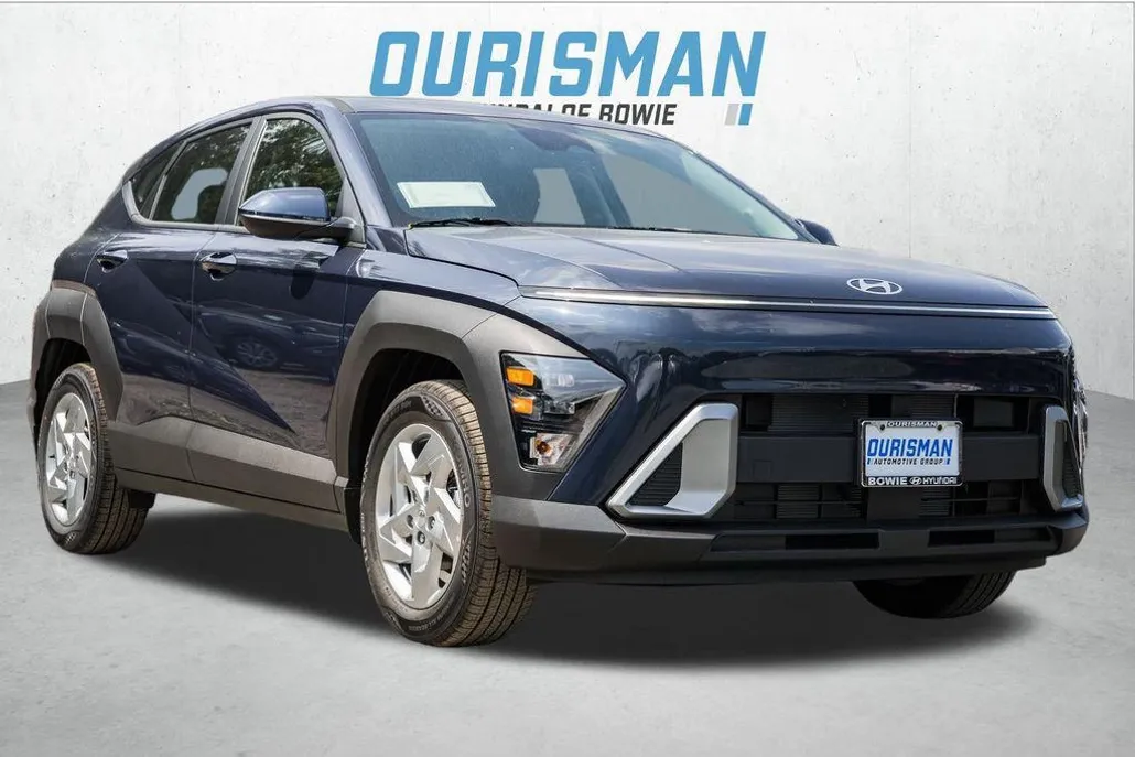 2026 Hyundai Kona SE photo 1
