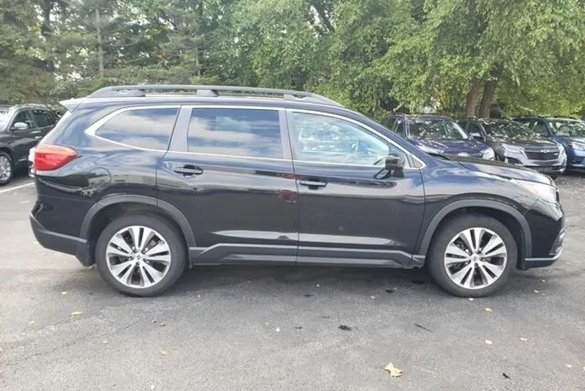 2020 Subaru Ascent Premium photo 1