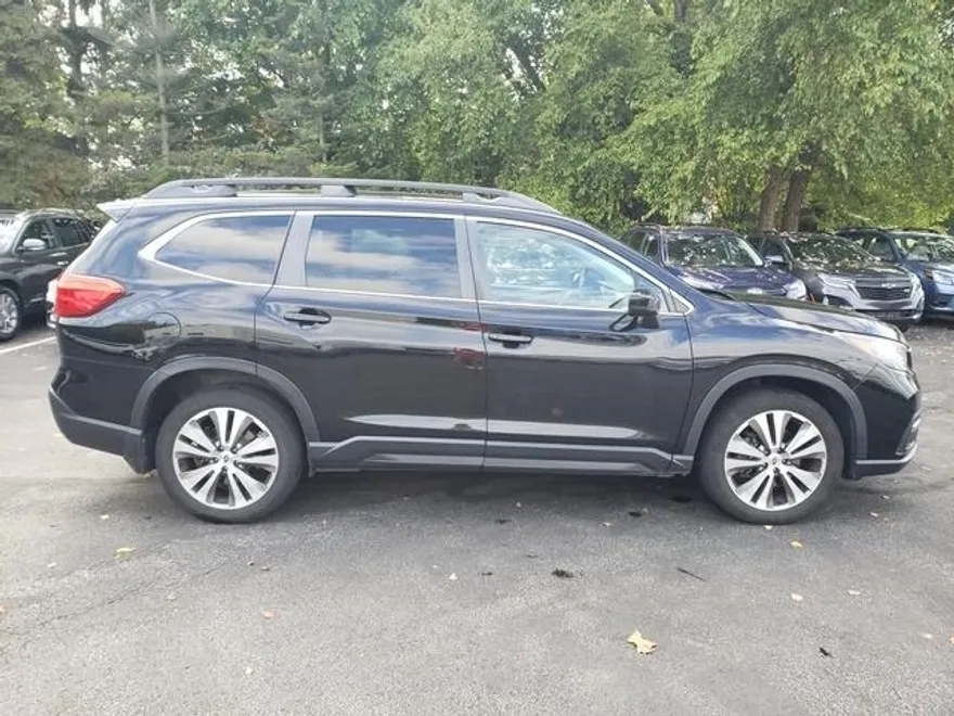 2020 Subaru Ascent Premium photo 1
