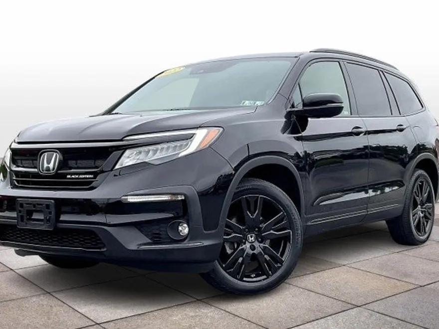 2022 Honda Pilot Black Edition photo 1