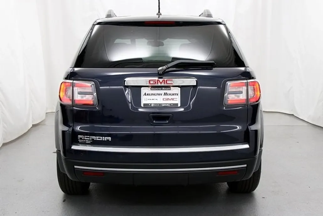 2015 Gmc Acadia SLE photo 1