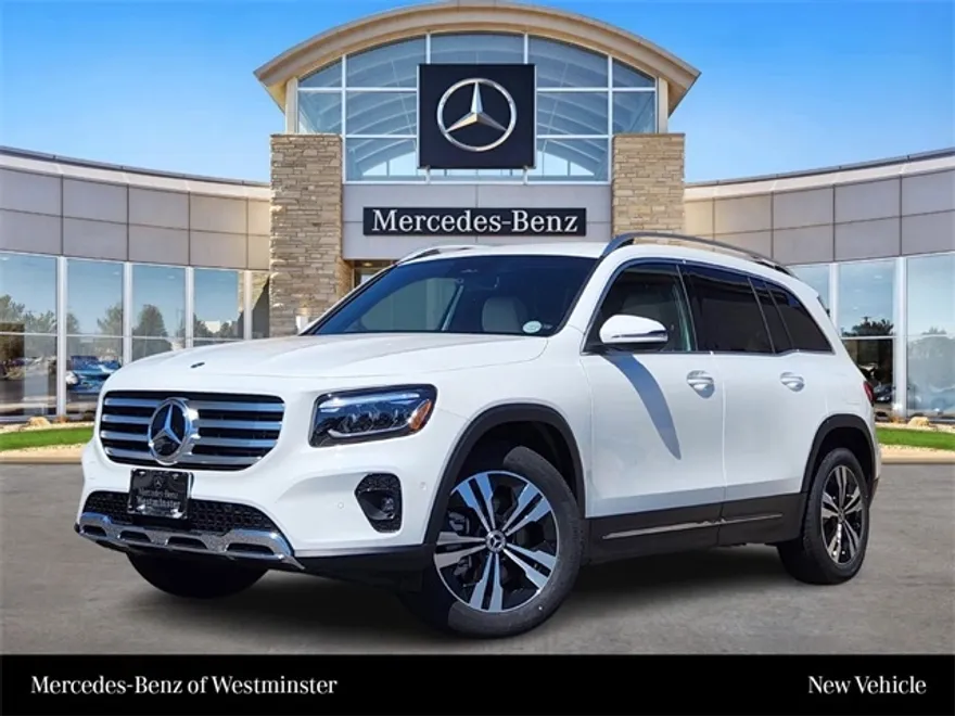 2025 Mercedes Benz GLB 250 4MATIC photo 1