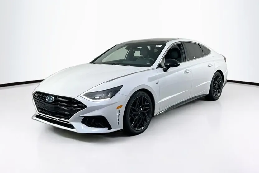 2022 Hyundai Sonata SEL Convenience N Line photo 1