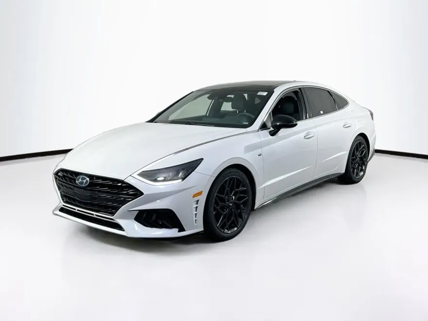2022 Hyundai Sonata SEL Convenience N Line photo 1