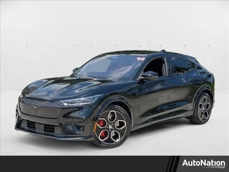 2022 Ford Mustang Mach-E GT photo 1