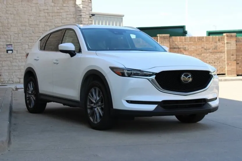 2019 Mazda CX-5 Grand Touring photo 1