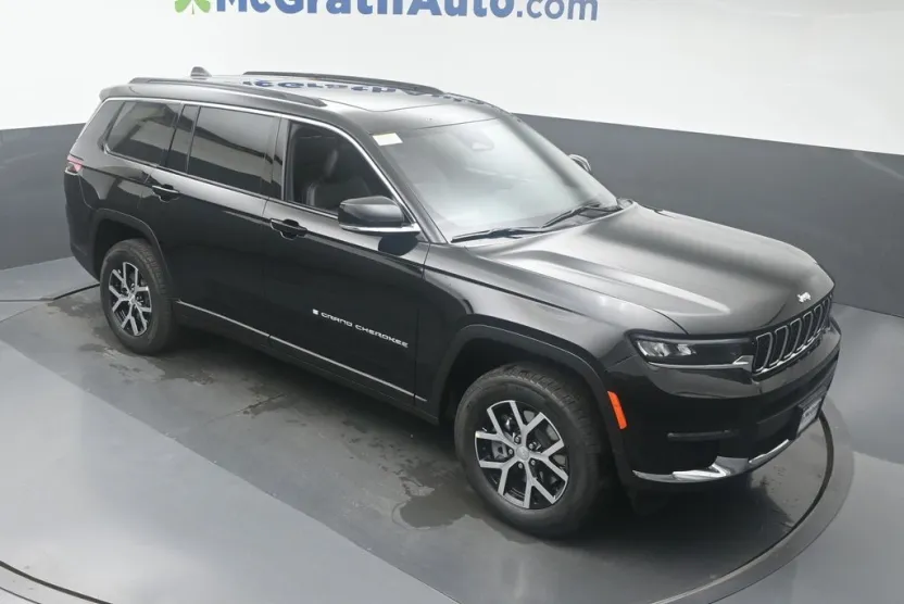 2025 Jeep Grand Cherokee Limited photo 1