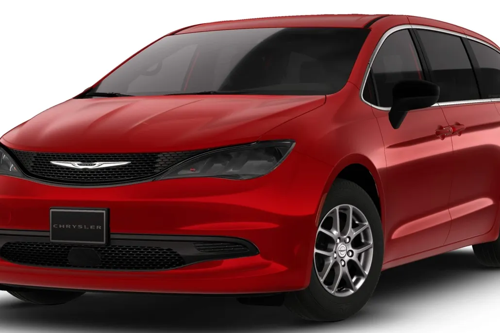 2026 Chrysler Voyager LX photo 1