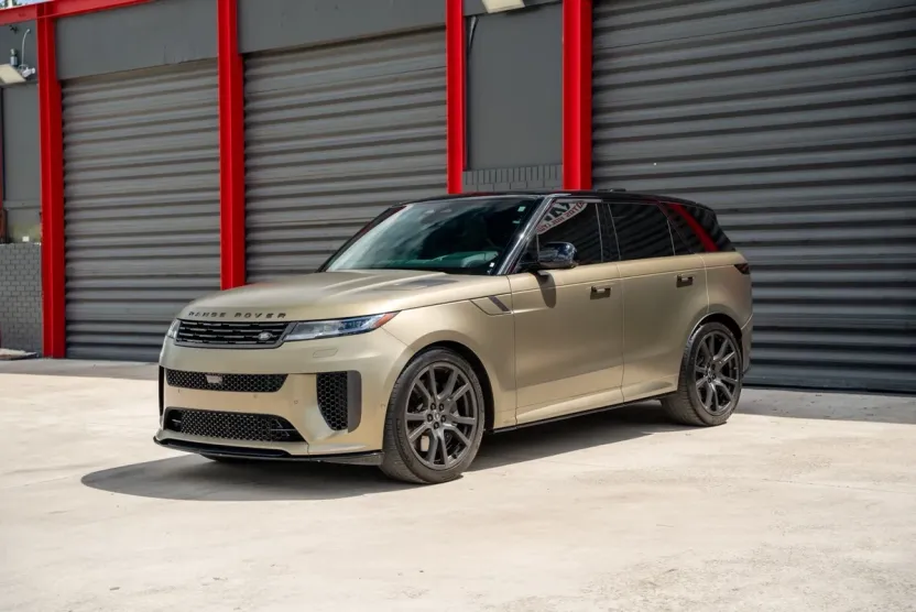 2024 Land Rover Range Rover Sport photo 1