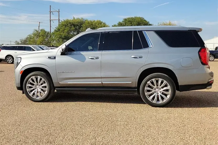 2023 Gmc Yukon Denali photo 1