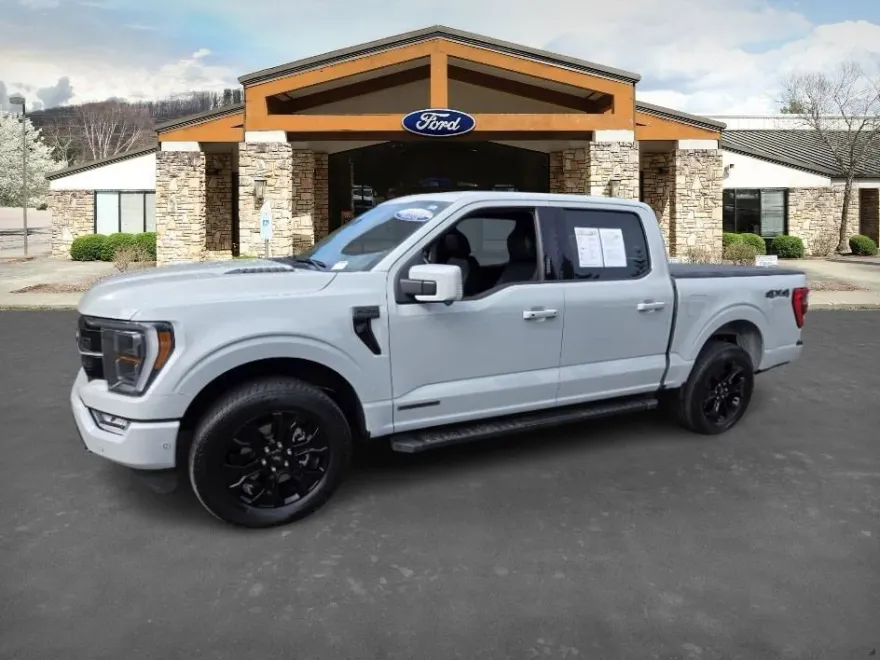2023 Ford F-150 Lariat photo 1