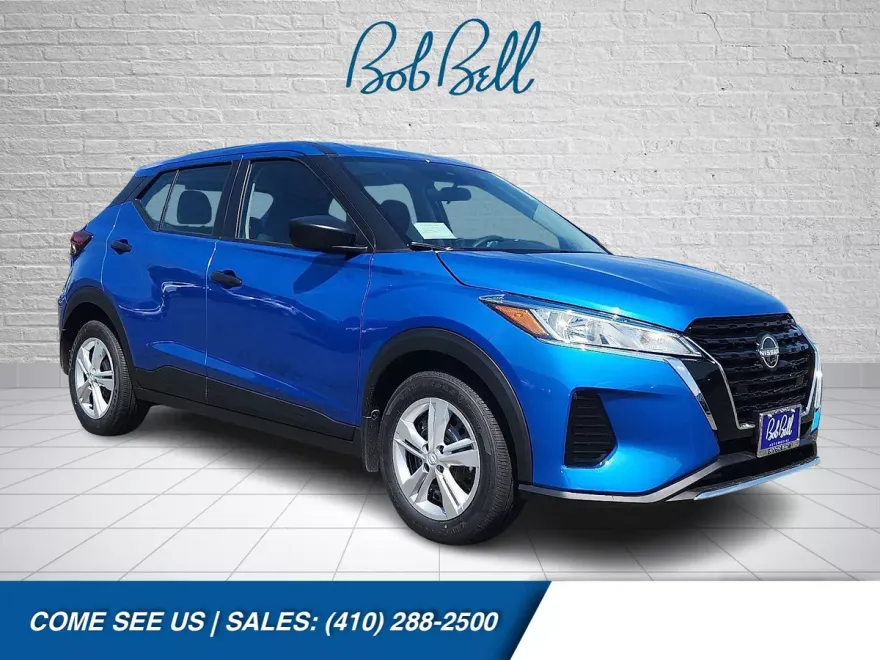2025 Nissan Kicks Play S photo 1