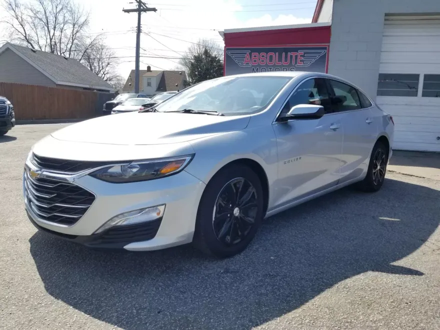 2020 Chevrolet Malibu 1LT photo 1