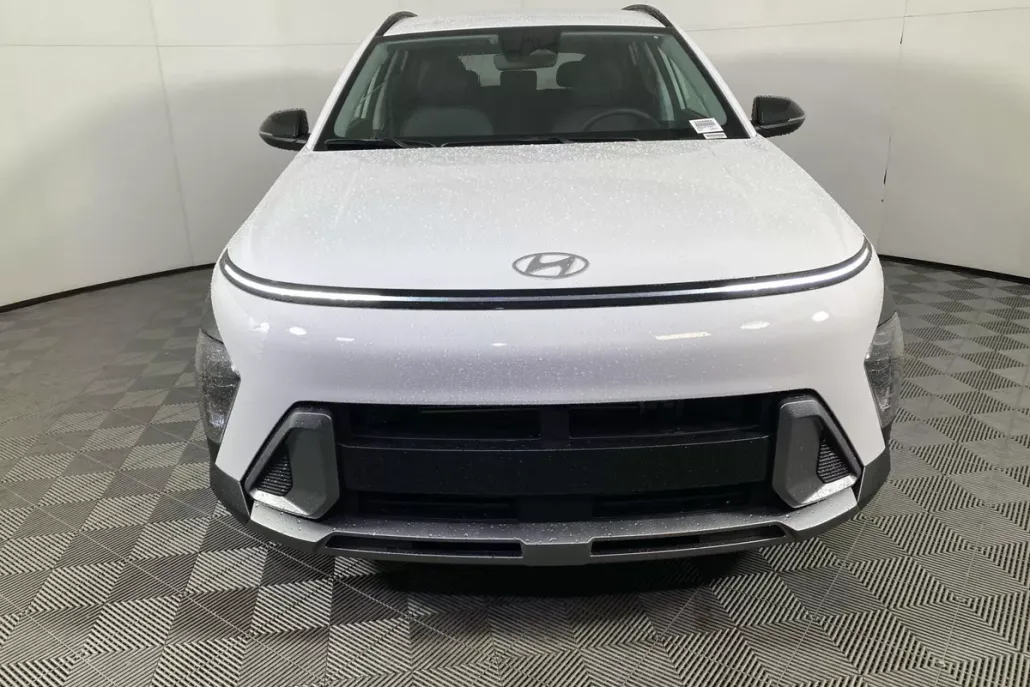 2026 Hyundai Kona SEL photo 1