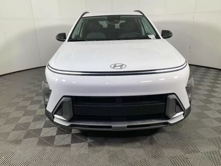 2026 Hyundai Kona SEL photo 1