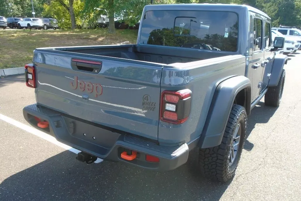 2025 Jeep Gladiator Mojave photo 1