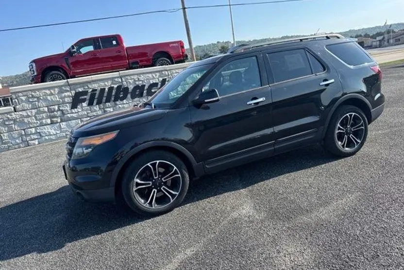 2014 Ford Explorer Sport photo 1