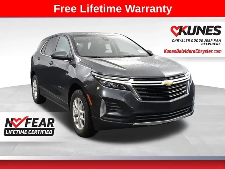 2023 Chevrolet Equinox LT photo 1