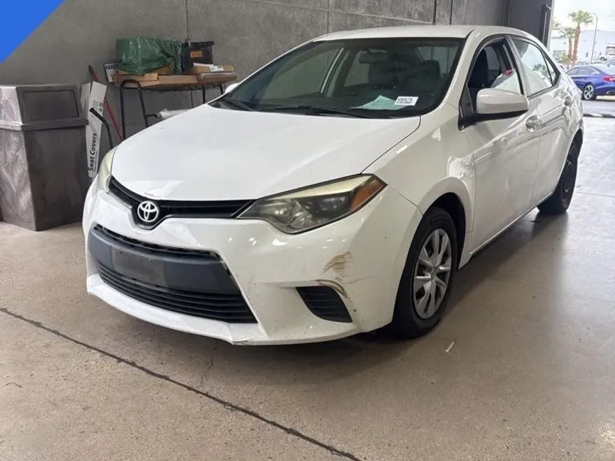 2014 Toyota Corolla L photo 1