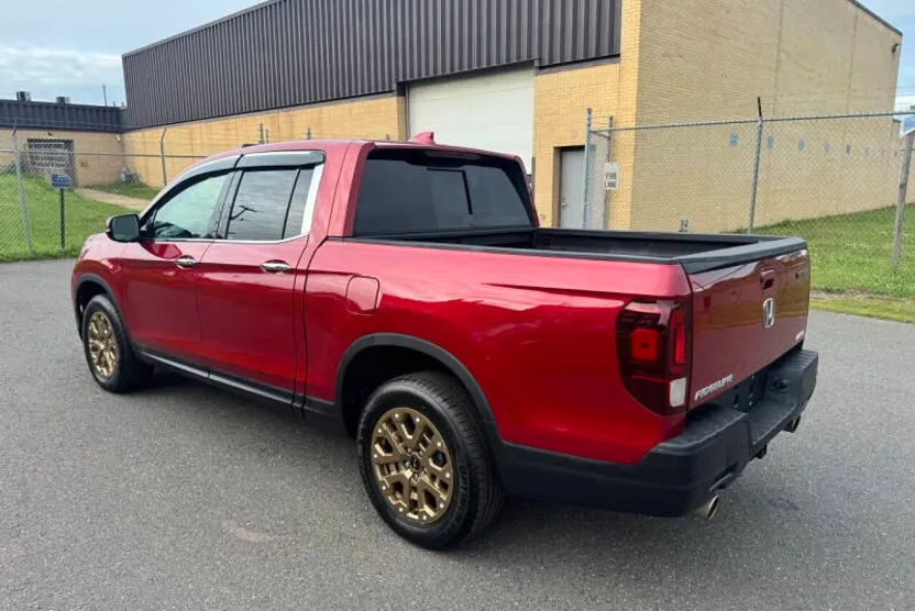 2021 Honda Ridgeline RTL-E photo 1