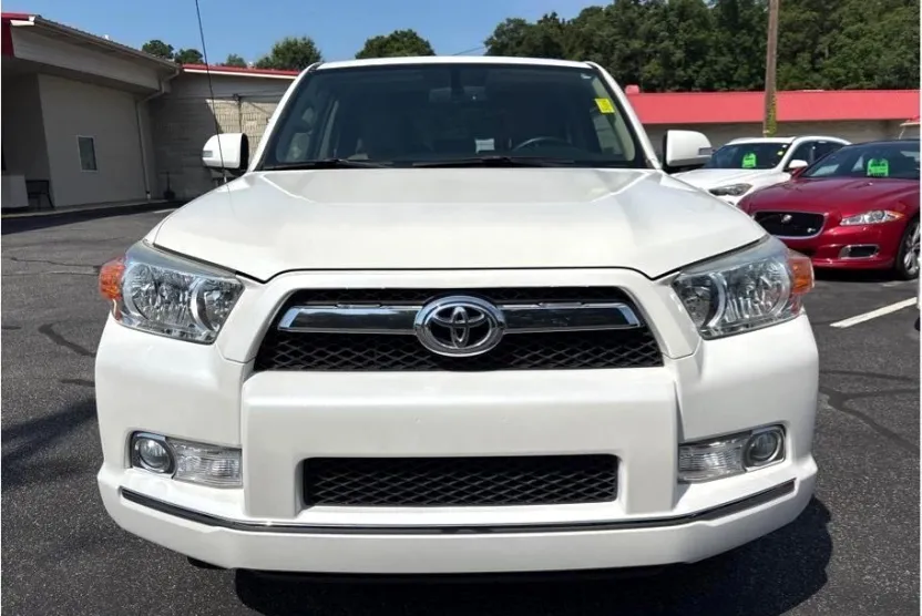 2013 Toyota 4Runner SR5 Sport photo 1