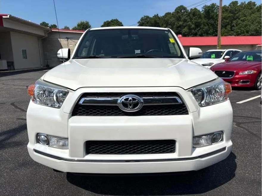 2013 Toyota 4Runner SR5 Sport photo 1