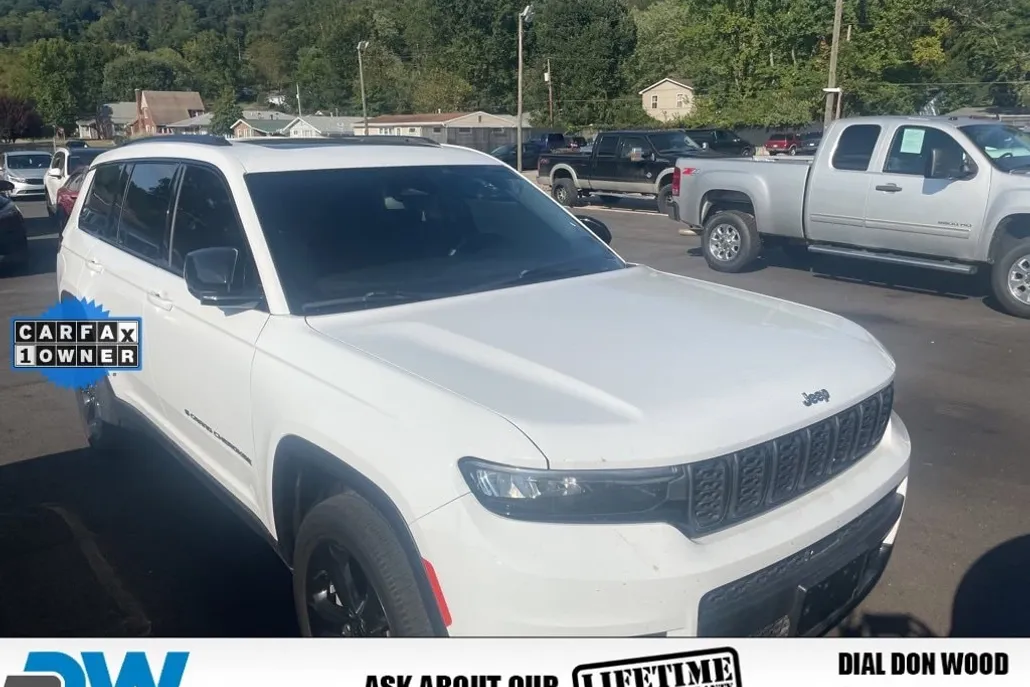 2021 Jeep Grand Cherokee Altitude photo 1