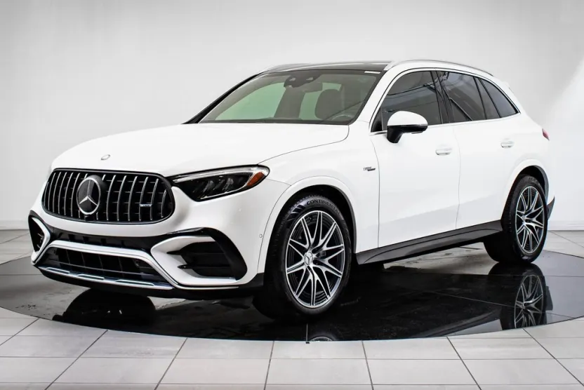 2024 Mercedes Benz GLC 43 AMG 4MATIC photo 1