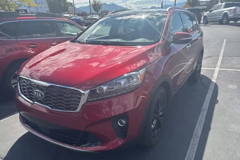 2020 Kia Sorento EX photo 1