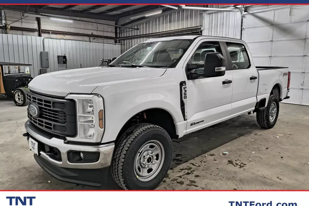 2025 Ford F-350 XL photo 1