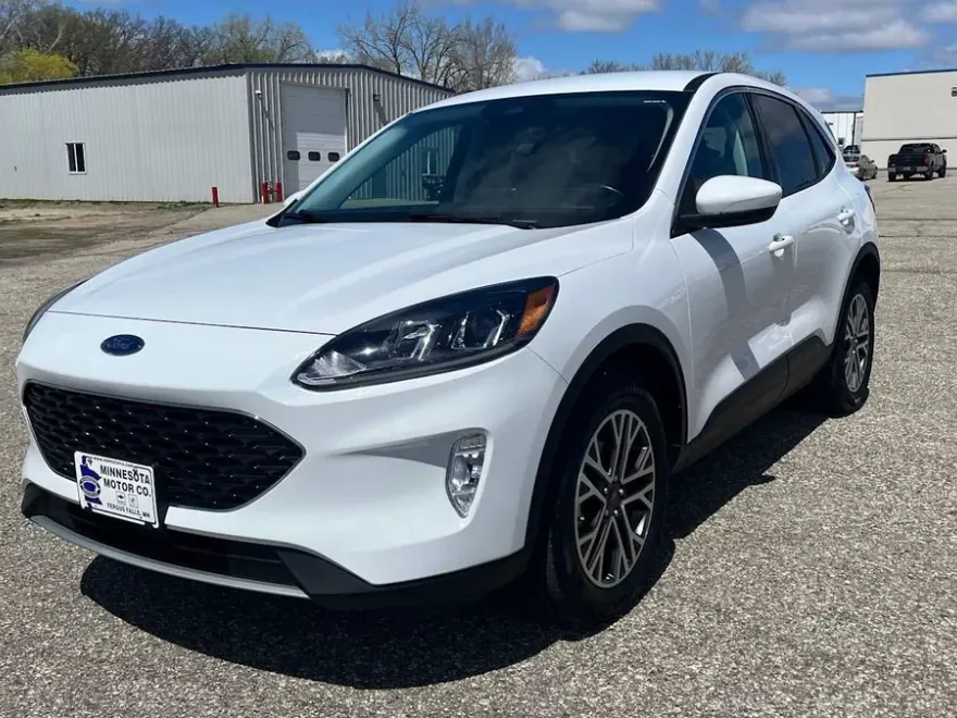 2022 Ford Escape SEL photo 1