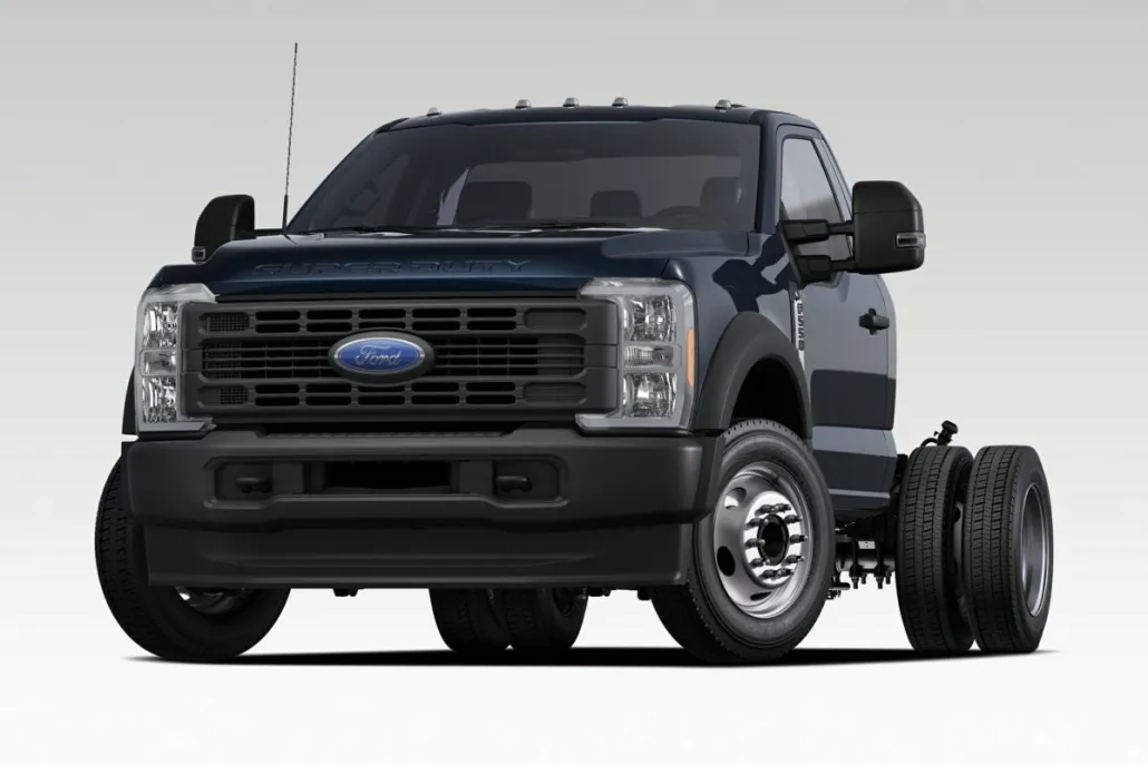 2026 Ford F-550 photo 1