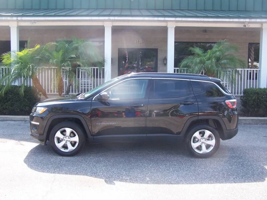 2019 Jeep Compass Latitude photo 1