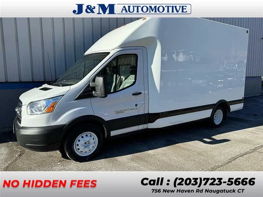 2019 Ford Transit Cutaway photo 1