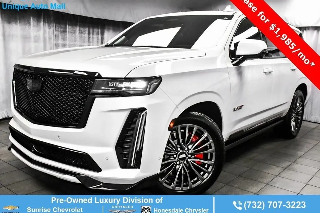 2023 Cadillac Escalade V-Series photo 1