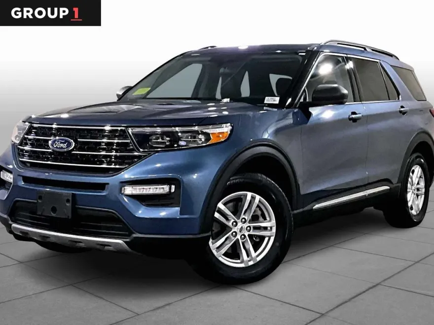 2020 Ford Explorer XLT photo 1