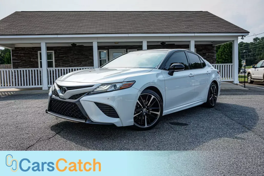 2018 Toyota Camry XSE V6 photo 1