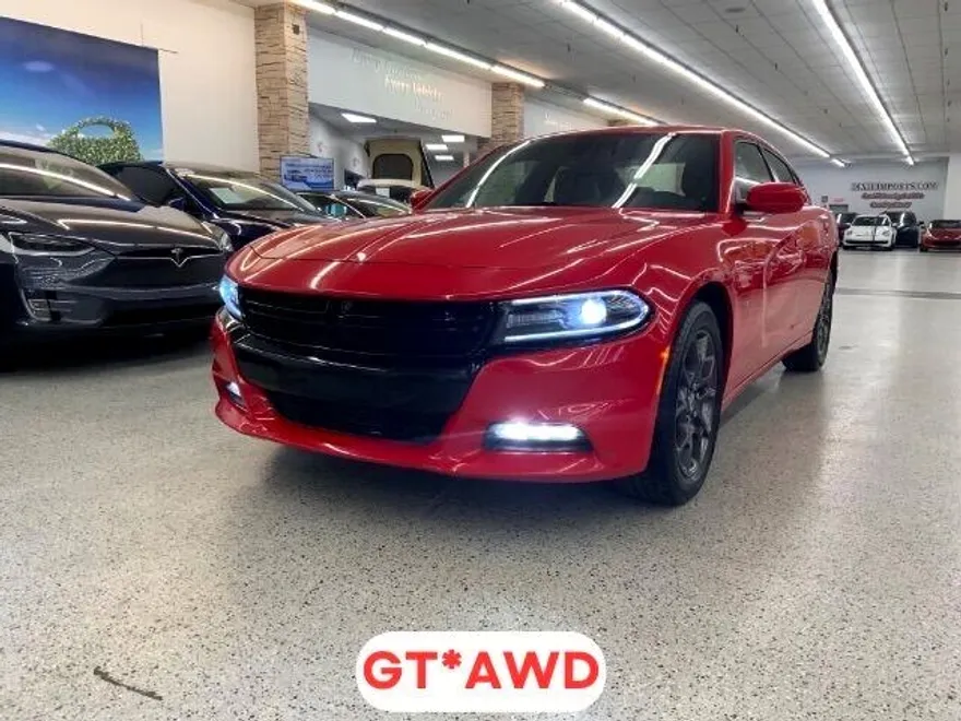 2018 Dodge Charger GT photo 1