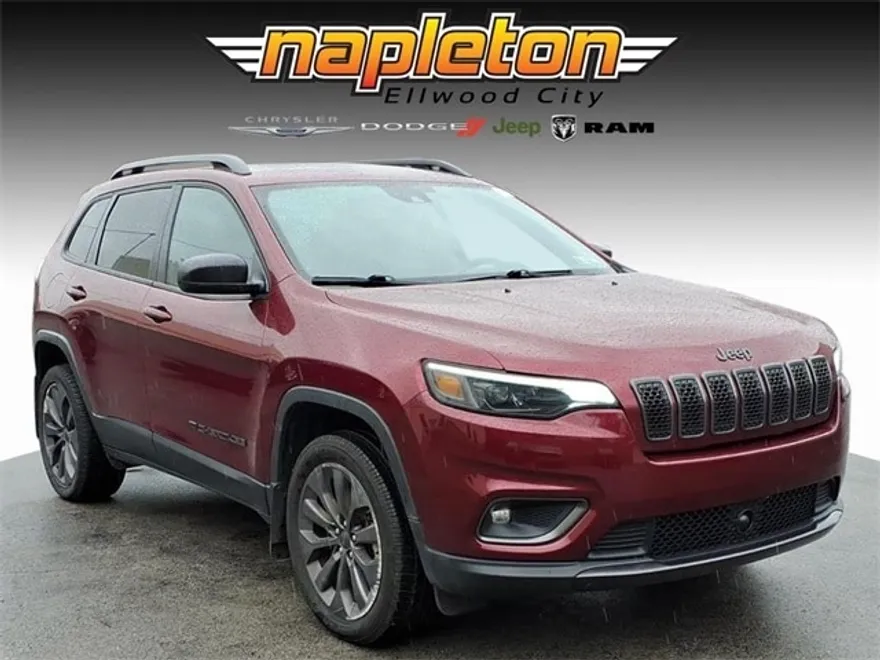 2021 Jeep Cherokee Latitude Lux photo 1