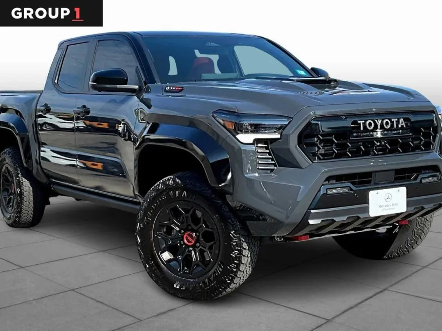 2025 Toyota Tacoma TRD Pro Double Cab photo 1