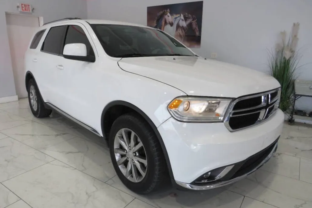 2017 Dodge Durango SXT photo 1