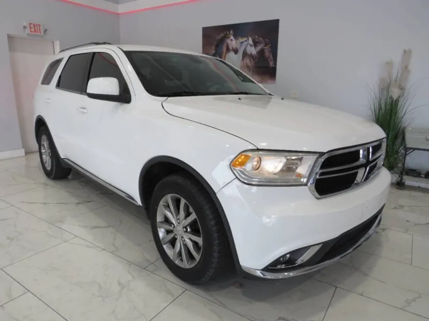 2017 Dodge Durango SXT photo 1