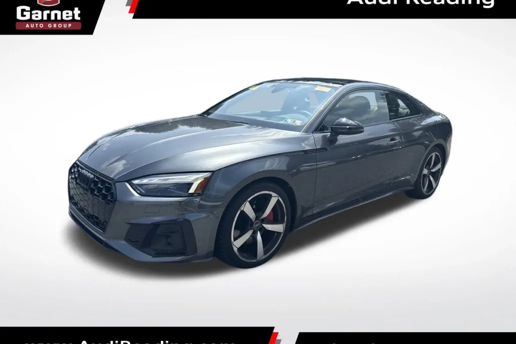 2023 Audi A5 45 S line Prestige photo 1