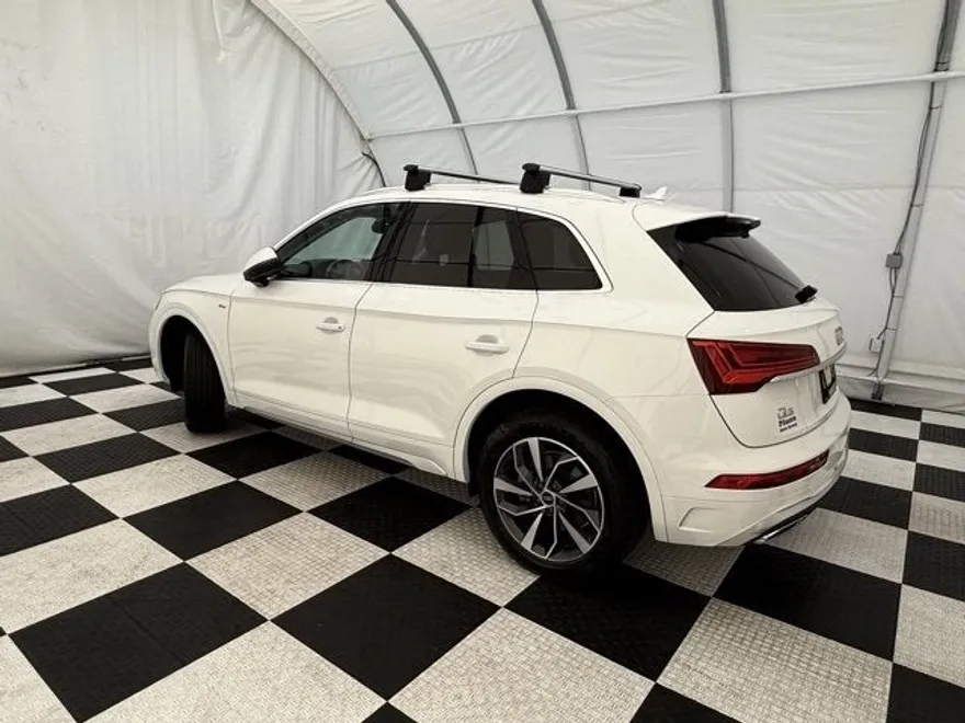 2023 Audi Q5 S line Premium Plus photo 1