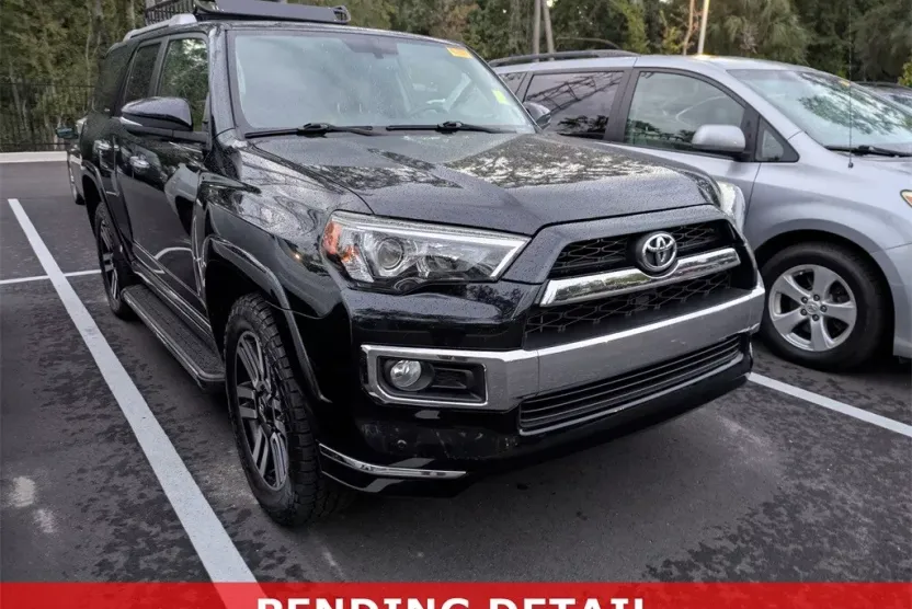 2018 Toyota 4Runner Limited photo 1