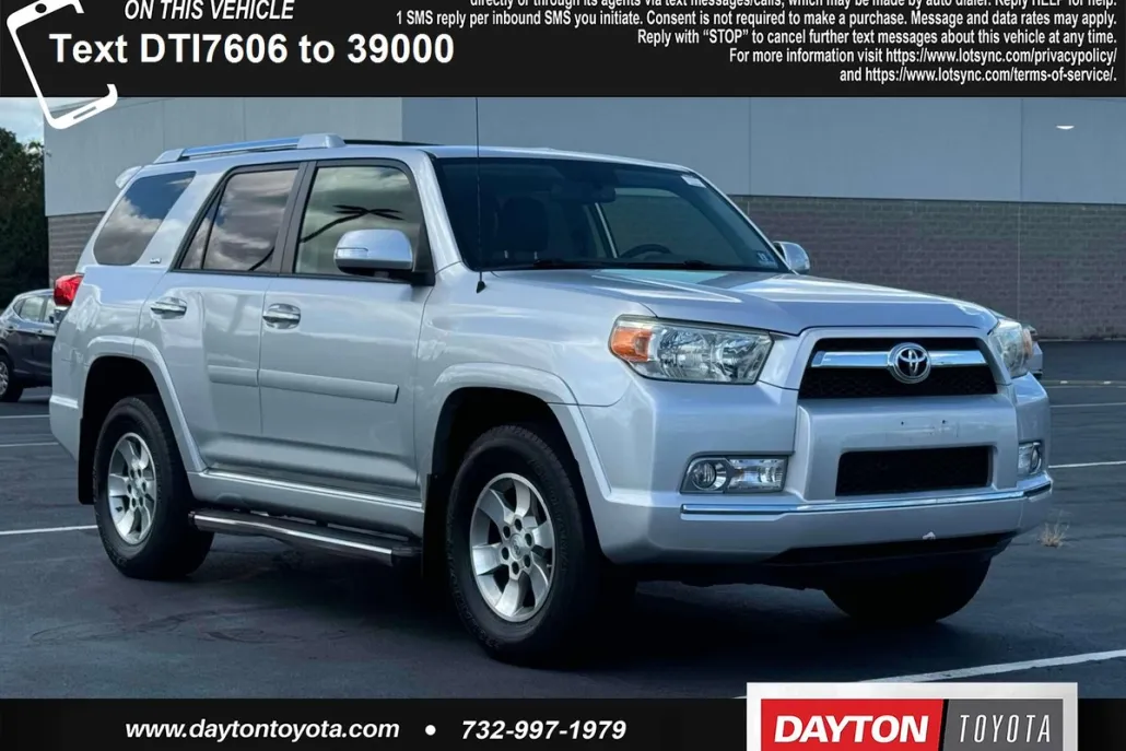 2013 Toyota 4Runner SR5 photo 1
