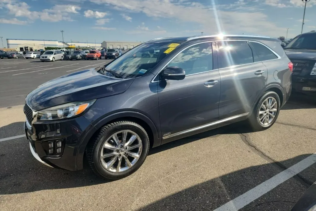 2017 Kia Sorento V6 photo 1