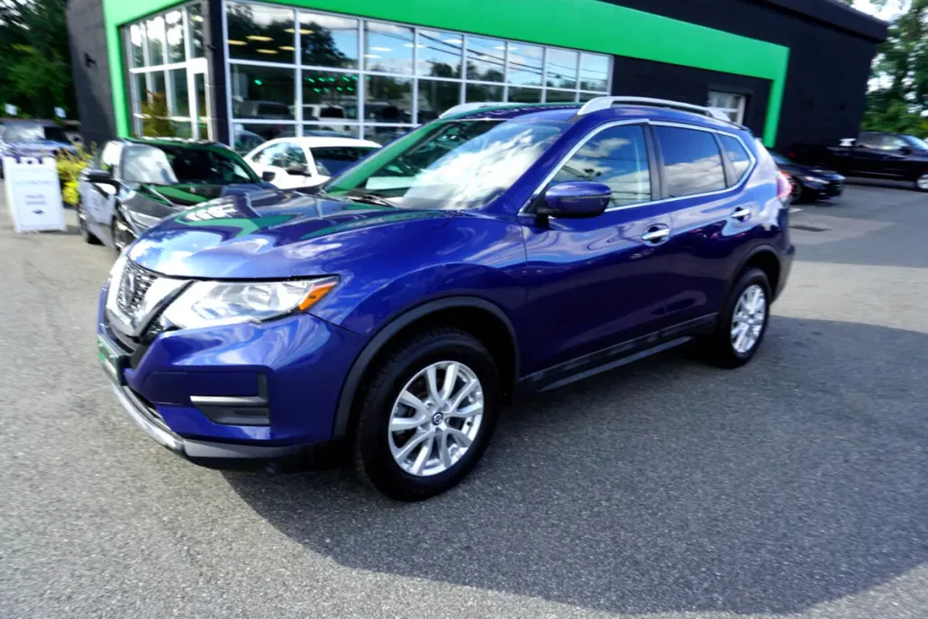 2018 Nissan Rogue AWD SV photo 1
