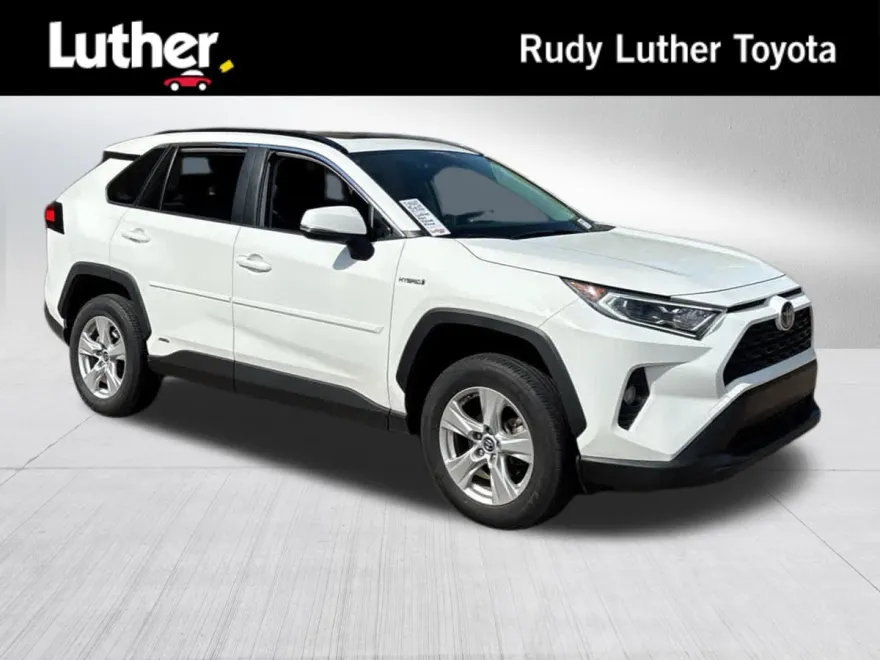 2019 Toyota RAV4 Hybrid XLE photo 1