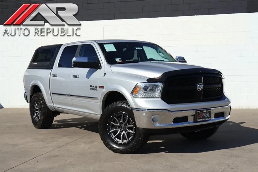 2018 Ram 1500 Laramie photo 1